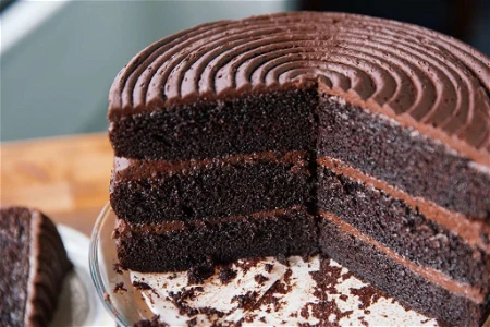 Kue Coklat Lumer Viral 2023, Berikut Resep Moist Chocolate Cake
